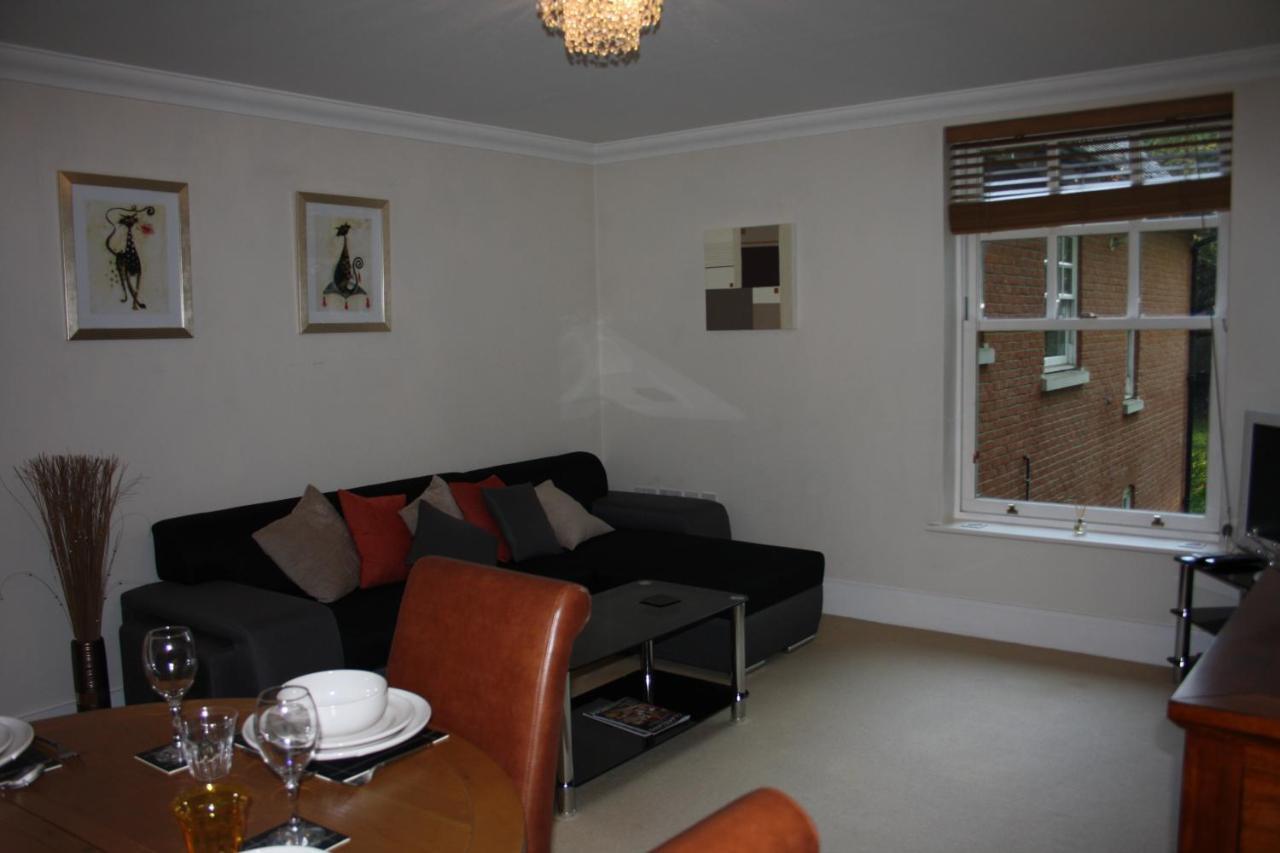 Canterbury Elms Court Quarto foto